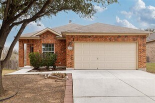 1740 Amberwood Loop in Kyle, TX - Building Photo