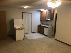 151 Henry Sledd Rd, Unit Apt A in Gilbertsville, KY - Building Photo - Building Photo