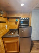 1716 11th Ave SE in Olympia, WA - Building Photo - Building Photo