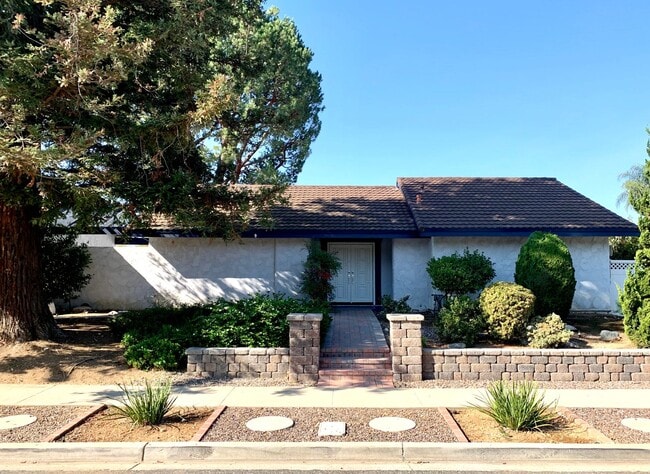property at 3061 Rollings Ave