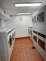 1933 Commonwealth Ave, Unit 504 in Boston, MA - Building Photo