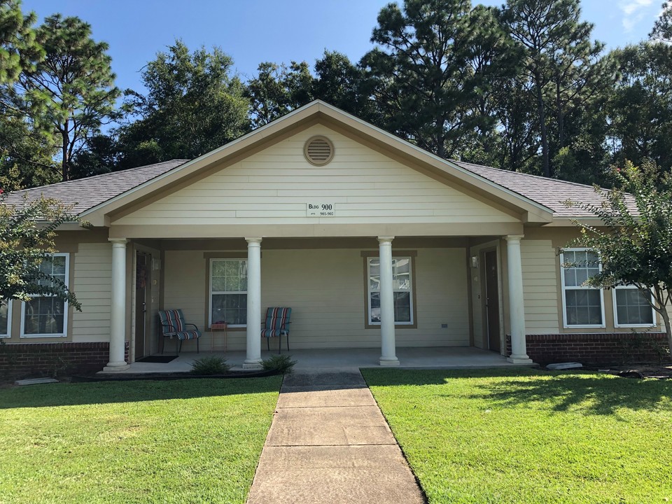 Rendu Terrace Senior Apartments in Mobile, AL - Building Photo