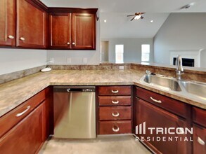 1325 Allison Ct in Lebanon, TN - Building Photo - Building Photo