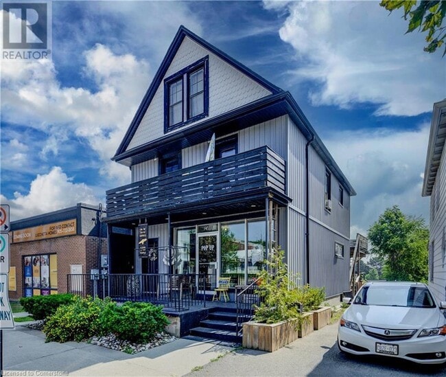 property at 1433 Pelham St