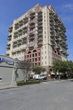 Travis At Knox in Dallas, TX - Building Photo - Building Photo