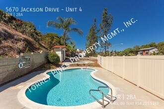 5670 Jackson Dr in La Mesa, CA - Building Photo - Building Photo