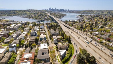 Maplewood Apartments in Seattle, WA - Foto de edificio - Building Photo