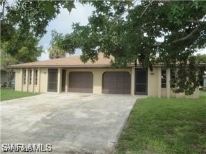 103 SE 23rd Pl in Cape Coral, FL - Building Photo