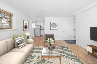 1 S Pennsylvania St, Unit 104 in Denver, CO - Building Photo