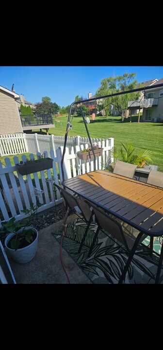 1142 SW Arborfair Dr in Lee's Summit, MO - Building Photo