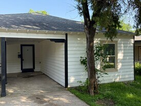 908-910 Wells St in Killeen, TX - Building Photo