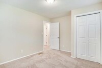 3407 Longleaf Dr photo'