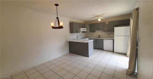 12348 Woodrose Ct