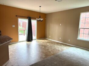 532 Dusty Emerald in Universal City, TX - Building Photo - Building Photo