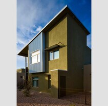 La Pradera in Hobbs, NM - Building Photo