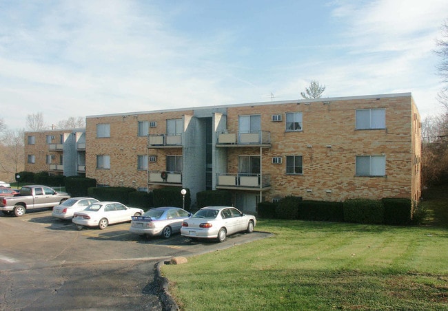 Clearpointe Woods in Cincinnati, OH - Foto de edificio - Building Photo