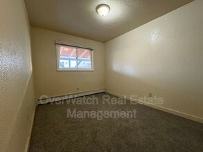 530 Mumford St in Anchorage, AK - Building Photo - Building Photo