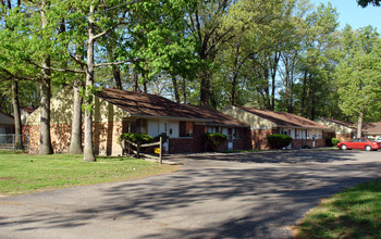 36 N Dorcas Rd in Toledo, OH - Foto de edificio - Building Photo