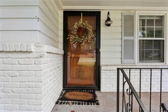 2592 Woodacres Rd NE in Atlanta, GA - Building Photo - Building Photo