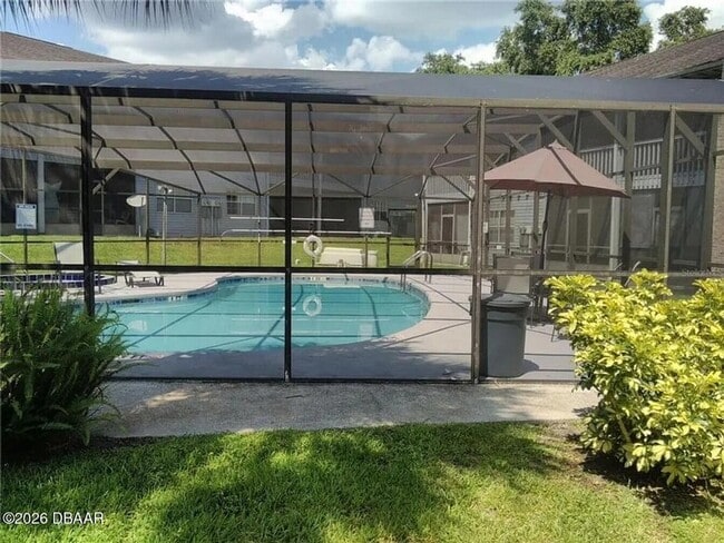 313 Dirksen Dr, Unit 16 in Debary, FL - Building Photo - Building Photo