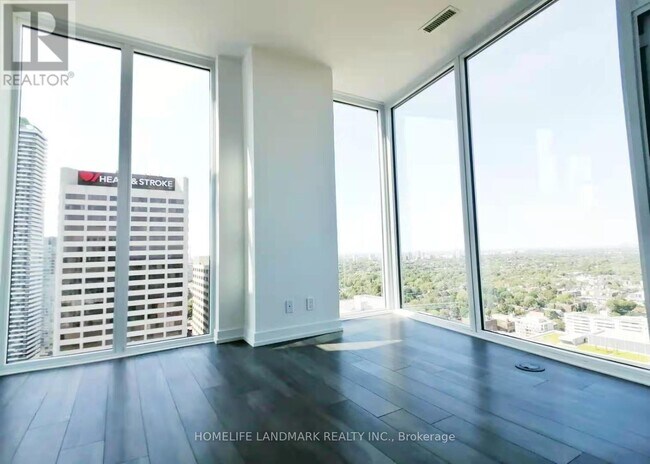 33 Helendale Ave in Toronto, ON - Building Photo - Building Photo