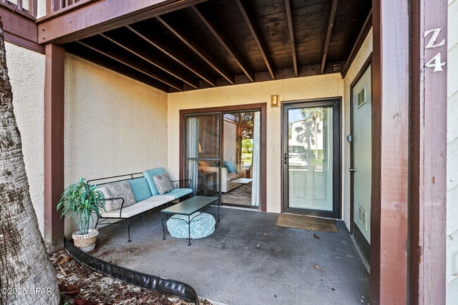 17620 Front Beach Rd in Panama City, FL - Building Photo - Building Photo