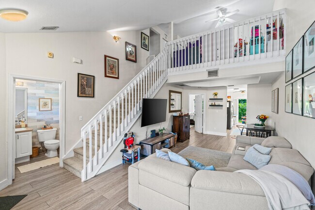 property at 318 SE 23rd Ave