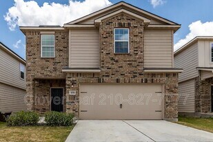 3936 Northaven Trail in Canyon Lake, TX - Building Photo