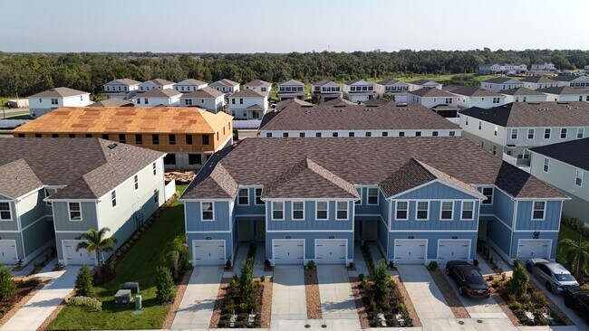 14163 Crimson Ave in Lakewood Ranch, FL - Foto de edificio - Building Photo