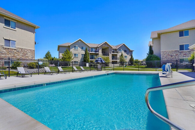 The Villas at Riverside in Elko, NV - Foto de edificio - Building Photo