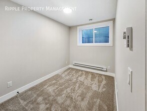 2614-26128 28 Ave SW in Calgary, AB - Building Photo - Building Photo