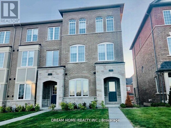 property at 7 Heswall Ln