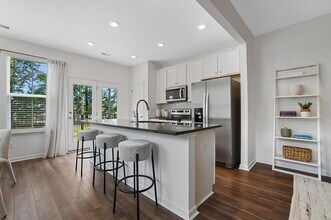 609 Trotters Ln in Moncks Corner, SC - Building Photo - Building Photo