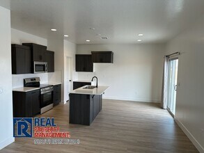 5673 S Duel Ln in Saint George, UT - Building Photo - Building Photo