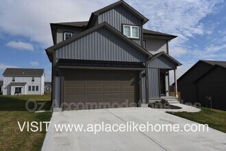 4008 NW 95th Terrace in Kansas City, MO - Building Photo - Building Photo