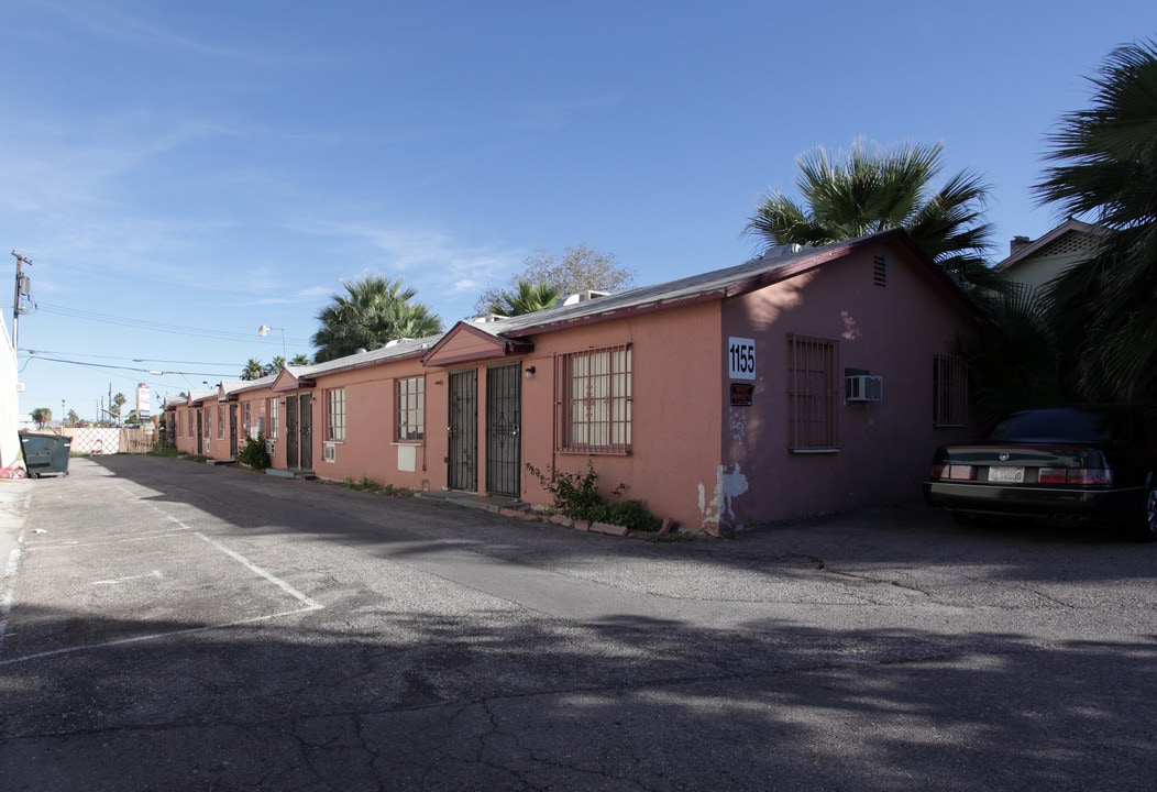 1155 S 4th St in Las Vegas, NV - Building Photo