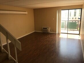 300 N 25th St, Unit 404 in Billings, MT - Building Photo - Building Photo