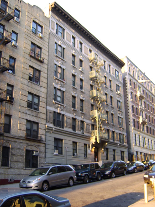 605 W 151st St in New York, NY - Building Photo