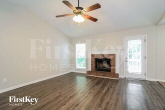 1417 Oak Knoll Dr NE in Conyers, GA - Building Photo - Building Photo