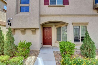 9615 Volk Ave in Las Vegas, NV - Building Photo - Building Photo
