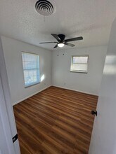 1816 NW Crosby Park Cir in Lawton, OK - Building Photo - Building Photo