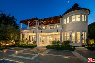 718 N Rodeo Dr in Beverly Hills, CA - Building Photo - Building Photo