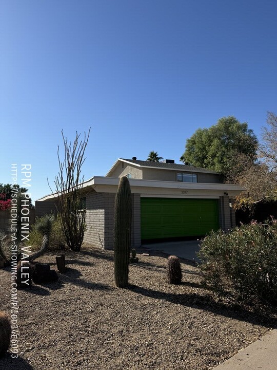 3027 E Dahlia Dr in Phoenix, AZ - Building Photo