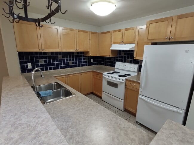 301 Browne Rd in Vernon, BC - Building Photo - Building Photo