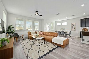 7318 Harmony Shoals Bnd in Austin, TX - Building Photo