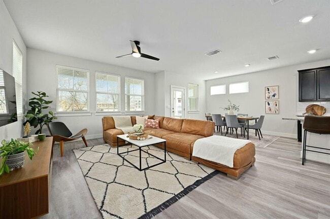 7318 Harmony Shoals Bnd