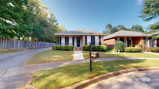 6052 Magnolia Pl E in Mobile, AL - Building Photo - Building Photo