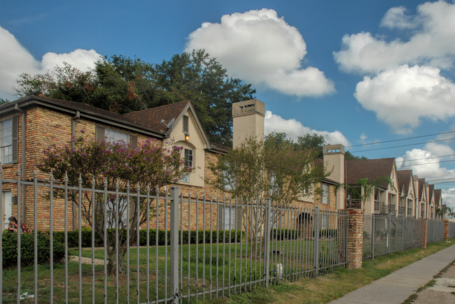 Sharon Park in Houston, TX - Foto de edificio - Building Photo