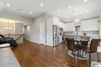 112A Westville Ave in Danbury, CT - Building Photo - Building Photo