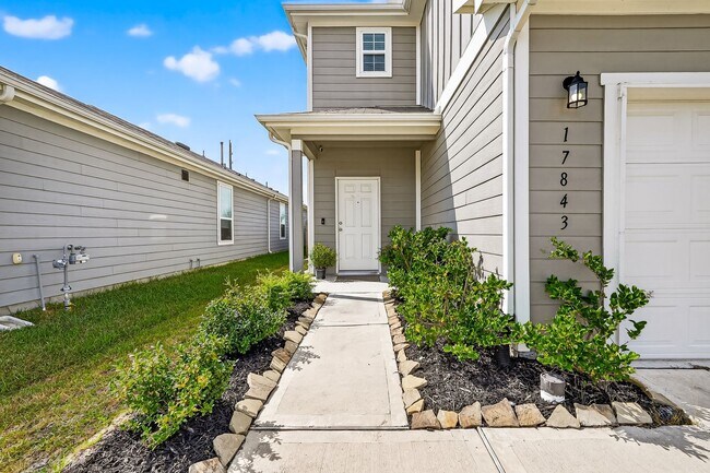 17843 Plow Horse Ln in Hockley, TX - Building Photo - Building Photo